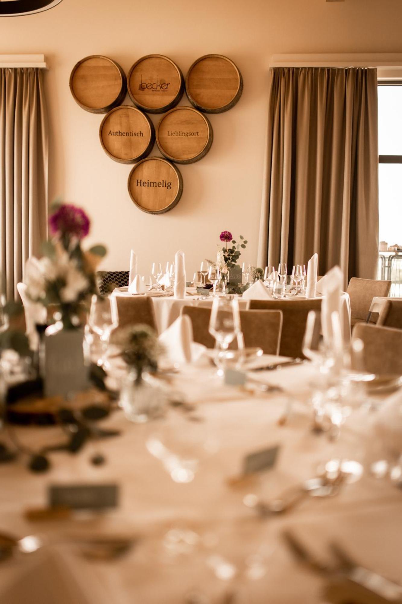 Weinzuhause Hotel-Restaurant-Vinothek Mommenheim Extérieur photo